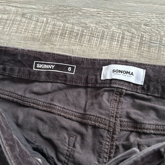 Sonoma dark charcoal velour skinny pants (size 6) - Picture 10 of 11